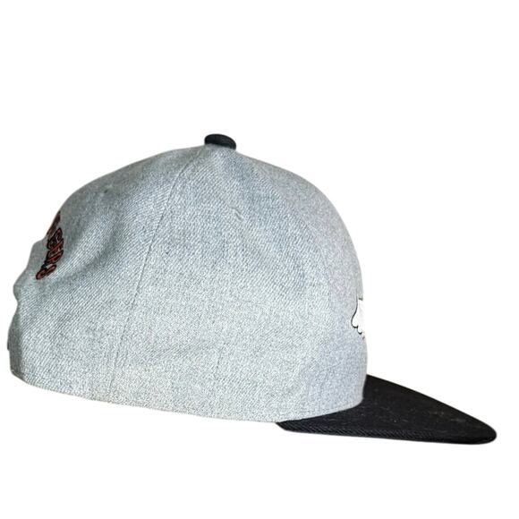 Bob’s Burgers Flying Hamburger baseball trucker cap. Adjustable snap back One SZ - Picture 4 of 7